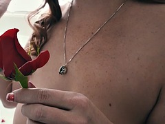 Anal, Gros seins, Sucer une bite, Femme couguar, Tir de sperme, Gode, Léchez, Nénés