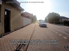 18 ans, Garce, Rondelette, En levrette, Européenne, Rugueux, Fils, Suçant