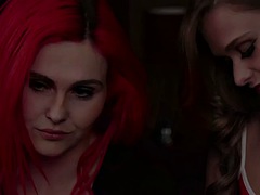 Lieveling, Grote lul, Dominante vrouw, Groep, Handbeurt, Hakken, Masturbatie, Roodharige vrouw