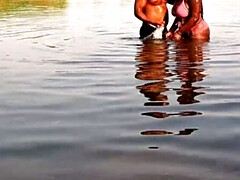 Bikini, Pelea de gatas, Desnudo, Bragas, Portugués, Coño, Pelirrojo, Bajo el agua