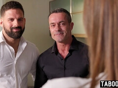 Большие сиськи, Минет, Брюнетки, Грудастые, Милф, Мамочка, Крошечные, Втроем