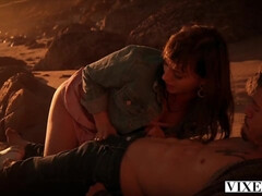 Mamada, Morena, Corrida, Garganta profunda, Lencería, Pequeña, Coño, Afeitado