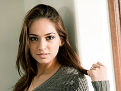 Mamada, Morena, Estilo perrito, Afeitado, Falda, Adolescente, Tetas, Uniforme