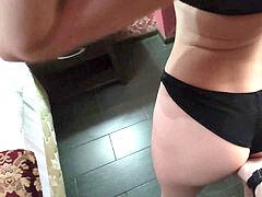 Amateur, Bondage domination sadisme masochisme, Gros cul, Grosse bite, Sucer une bite, Brunette brune, Éjaculer dans la bouche, Domination