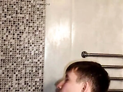 Grossier, Conversation vulgaire, En levrette, Fait maison, Mère que j'aimerais baiser, Pénis, Russe, Séduite