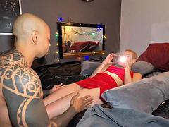 Любители, Красотки, Черные, Забавное, Ласковые ручки, Межрасовый секс, Короткая стрижка, Сиськи