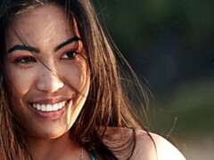 アナル, アジア人, ビキニ, フェラチオ, バック, キス, 淫乱熟女, オッパイの