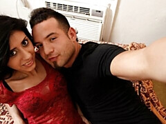 18 jaar, Grote kont, Pijpbeurt, Hondjeshouding, Harig, Natuurlijke tieten, Kut duiken, Tieten likken