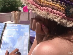 18 jaar, Aziatisch, Pijpbeurt, Bruinharig, Sperma shot, Sperma in gezicht, Tiener