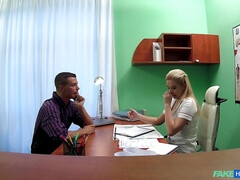 Amateur, Sucer une bite, Tromperie, Branlette thaïlandaise, Infirmière, Bureau, Uniforme, Voyeur