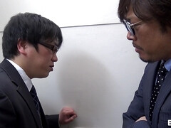 Aziatisch, Kreng, Pijpbeurt, Rondborstig, Sperma, Hondjeshouding, Dominatie, Zoenen