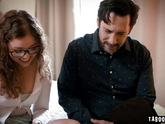 フェラチオ, 茶髪の, イマラチオ, 指いじり, 足フェチ, ハードコア, Hd, ティーン