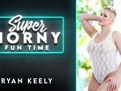 Gorda, Penetracion con dedos, Pajear, Madres para coger, Solo, Estriptis, Juguetes, Camara web