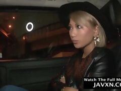 Aziatisch, Blond, Pijpbeurt, Groepseks, Japaans, Mager, Tiener, Tieten likken