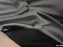 Gros seins, Gode, Double pénétration, Femelle, Béant, Culottes ou slips, Satin, Jarretelles