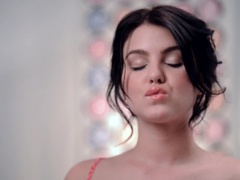 Européenne, Pieds, Lingerie, Piercing, Rasée, Adolescente, Nénés, Jouets