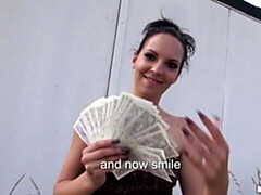 18 años, Culo grande, Tetas grandes, Mamada, Estilo perrito, Al aire libre, Pov, Adolescente