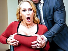 Gros cul, Grosse bite, Blonde, Sucer une bite, En levrette, Mature, Mère que j'aimerais baiser, Bureau