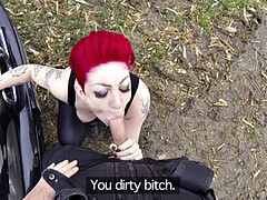 Tetas grandes, Mamada, Coche, Estilo perrito, Lencería, Al aire libre, Perforación, Medias largas