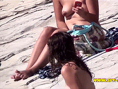 naked Beach spycam Females unshaved Pussy Close Up Video