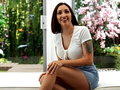 Culo grande, Verga grande, Tetas grandes, Morena, Estilo perrito, Cabello corto, Adolescente, Tetas