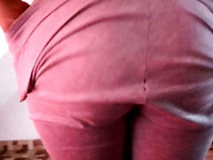 In den arsch, Grosser arsch, Latina, Massage, Milch, Mutti, Muschi, Jungendliche (18+)