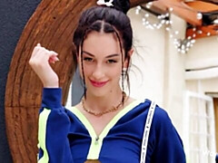 素人, デカ尻, 茶髪の, 指いじり, オナニー, ガリガリ, ストリッピング, ティーン