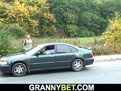 Picked up old blonde gets her hairy pussy fucked