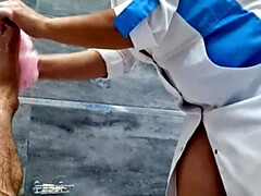 Amateur, Tir de sperme, Queue, Branlette thaïlandaise, Branler, Seins naturels, Bureau, Public