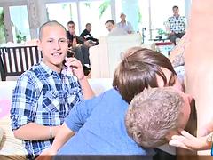 Amateur, Sucer une bite, Homosexuelle, Masturbation, Fête, Réalité