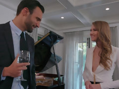 Kont, Blond, Lul, Doordringend, Tatoeage