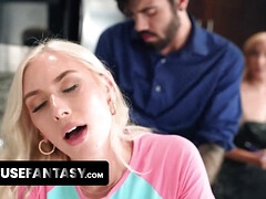 Gros seins, Sucer une bite, Plantureuse, Couple, Tir de sperme, En levrette, Hard, Maigrichonne