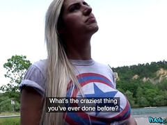 Leie, Braunhaarige, Spermaladung, Schwanz, Aufs gesicht abspritzen, Im freien, Öffentlich, Hintern versohlen