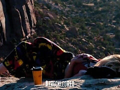 Enthousiasteling, Fetisj, Buiten, Pissen, Openbaar, Kut duiken, Douche, Alleen