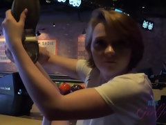 Amateur, Doigter, Orgasme, De plein air, Petite femme, Pov, Public, Cheveux courts
