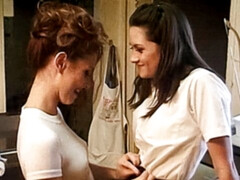 Brunette brune, Doigter, Poilue, Chatte, Dénudage, Nénés, Jouets, Rétro ancien