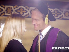 18 ans, Grosse bite, Blonde, Hard, Petite femme, Maigrichonne, Adolescente, Nénés