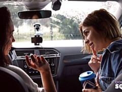 Grote kont, Pijpbeurt, Hondjeshouding, Vingeren, Moeder die ik wil neuken, Geschoren, Strippen, Tatoeage