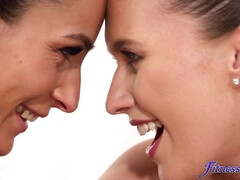 69, Lécher le cul, Gros seins, Brunette brune, Tchèque, Gym, Léchez, Chatte