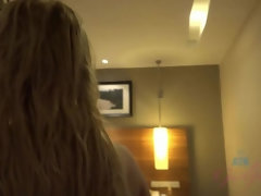 Blonde, Petite amie, Masturbation, Orgasme, Petite femme, Pov, Chatte, Nénés