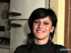 足, フェティッシュ, 人妻の, イタリア人, 下着, ナイロン, 穴開きパンティ, 一人