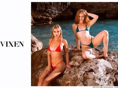 Arsch, Blondine, Blasen, Hundestellung, Frau frau mann, Handjob, Pool, Jungendliche (18+)