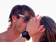 素人, デカ尻, デカチン, フェラチオ, 中出し, イく瞬間, 公共