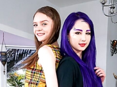 69, デカ尻, 女 人男 人, 手コキする, 剃毛, タトゥー, ティーン, 三人