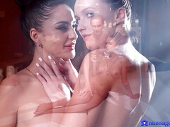 Grote kont, Bruinharig, Europees, Lesbisch, Olie, Doordringend, Geschoren, Tatoeage