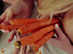 アナル, 舐める尻, ブロンド, 挿入, レズビアン, 穴開きパンティ, オッパイの