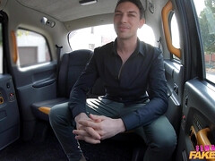 Éjaculation interne, Gorge profonde, Argent, De plein air, Maigrichonne, Fessée, Tatouage, Nénés