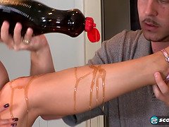 Blasen, Braunhaarige, Spermaladung, Schwanz, Fußfetisch, Ablutschen, Jungendliche (18+)