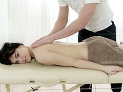 18 años, Culo, Mamada, Morena, Estilo perrito, Tetas naturales, Adolescente, Tetas