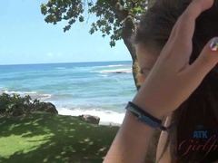 素人, ビキニ, アウトドア, ふっくら乳首, オマンコ, 剃毛, 喫煙, おもらし